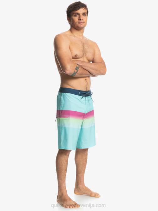 Quiksilver PJ4H1410 moški angelsko modra surfsilk slab 21 kratke hlače za desko
