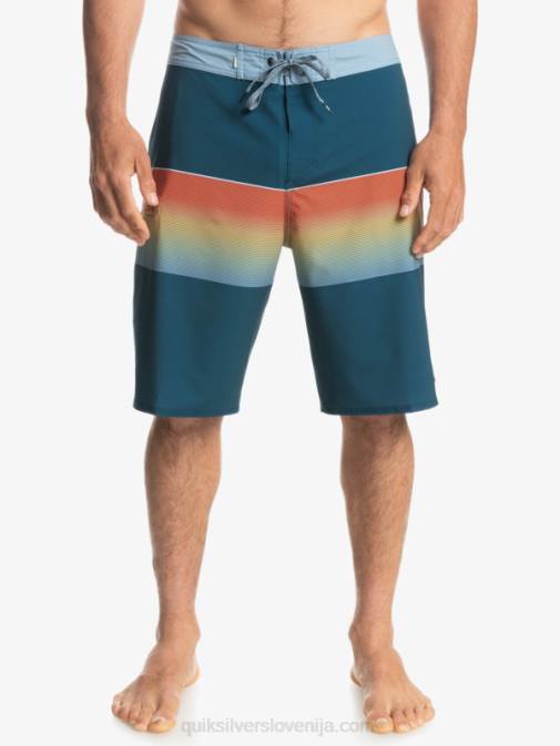 Quiksilver PJ4H1411 moški majolika modra surfsilk slab 21 kratke hlače za desko