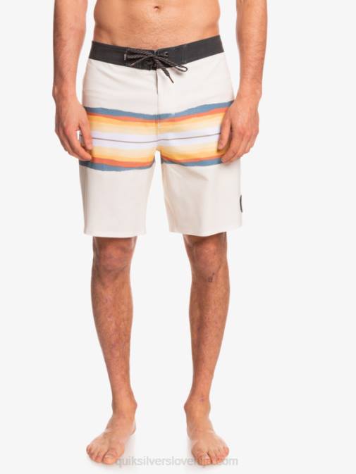 Quiksilver PJ4H1445 moški starinsko bela surfsilk resin tint 19 kratke hlače za desko