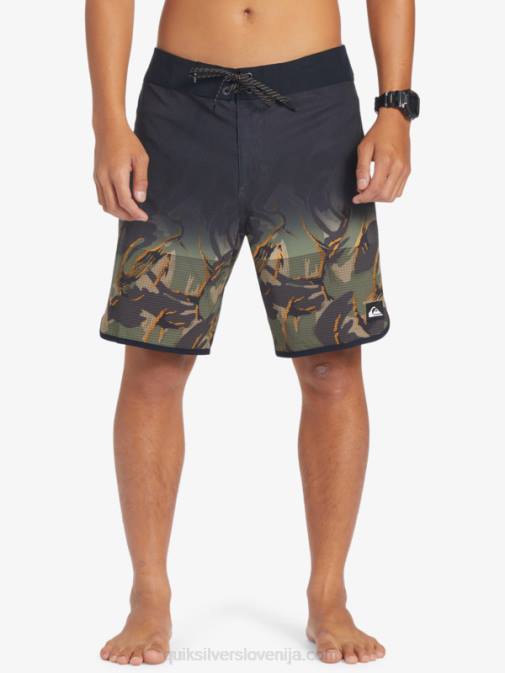 Quiksilver PJ4H25 moški štiriperesna deteljica Highlite Scallop 19 kratke hlače za desko