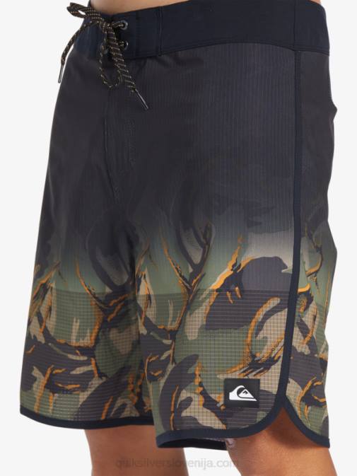 Quiksilver PJ4H25 moški štiriperesna deteljica Highlite Scallop 19 kratke hlače za desko