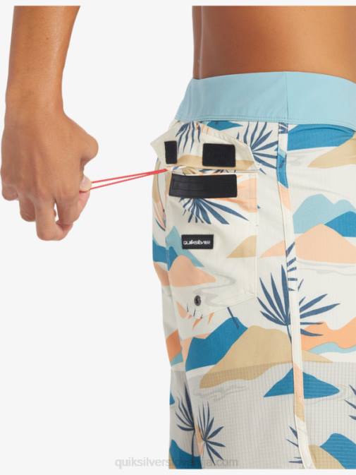 Quiksilver PJ4H29 moški breza Highlite Scallop 19 kratke hlače za desko