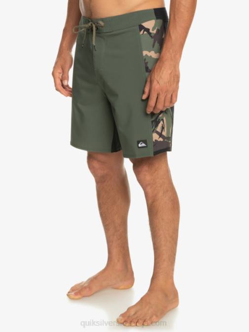 Quiksilver PJ4H312 moški camo deskarske hlače surfsilk arch 18
