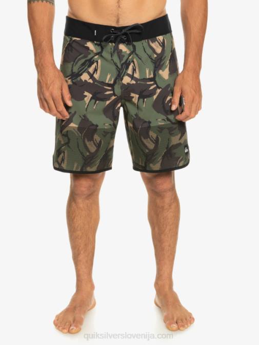 Quiksilver PJ4H33 moški camo Highlite Scallop 19 kratke hlače za desko