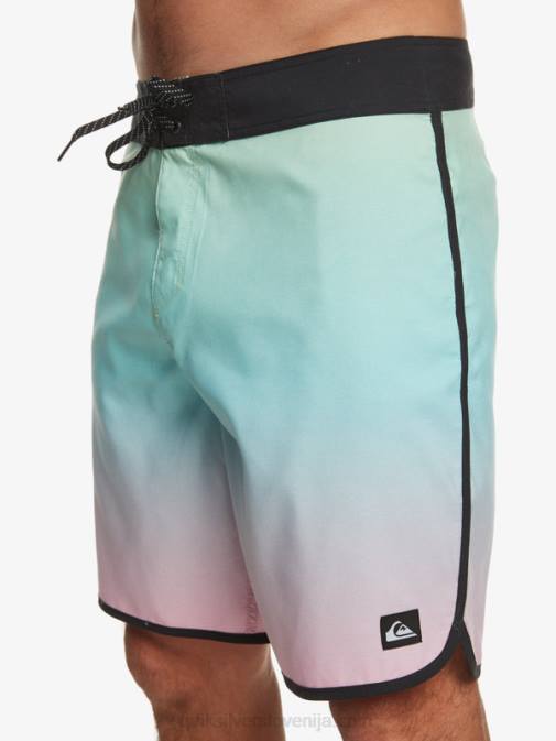 Quiksilver PJ4H766 moški rečno modra vsakodnevne kratke hlače scallop 19