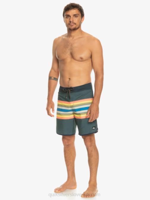 Quiksilver PJ4H768 moški mornarsko modri blazer vsakodnevne kratke hlače scallop 19