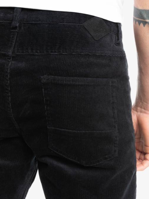 Quiksilver PJ4H1546 moški Črna kracker cord velvet hlače