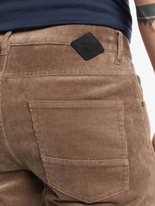 Quiksilver PJ4H1547 moški čokoladni košček kracker cord velvet hlače
